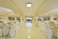 Hotel Mareluna - Desayuno