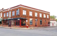 Crosby Lofts Hotels in Crosby