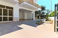 Ferrari Apartment Hotels in Matino