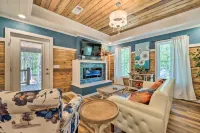 Modern Broken Bow Cabin, Near Lake and Wineries