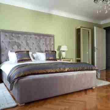 Magister Seven Rooms