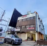 THE MIDLAND Hotels near Symphony Mall
