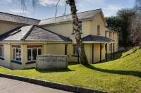 Glendalough International Youth Hostel Hotel a 