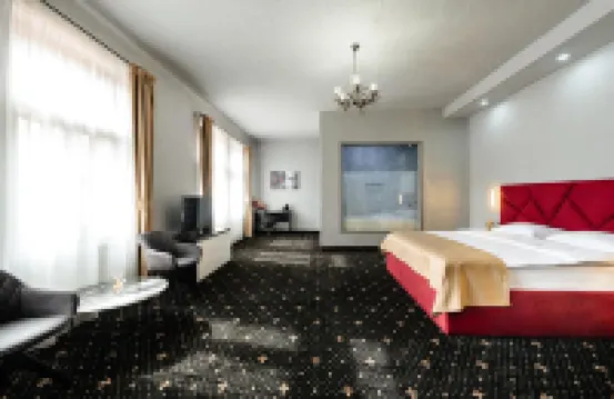 Palace Bulevard Inn Hotels in 