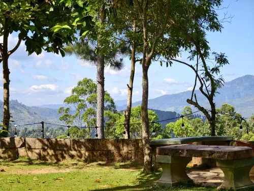 Velora Hill Ella | Panoramic Hilltop Stay - sarapan