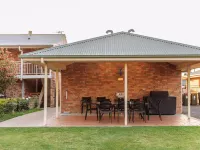 Scone Motor Inn & Apartments Hotels in Scone