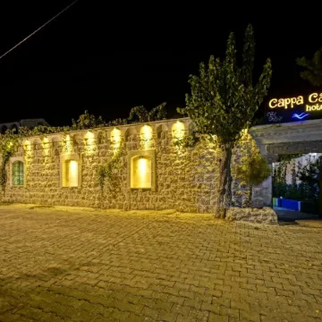 Cappa Cave Hotel Отели рядом с достопримечательностью «Al Nazar Church»