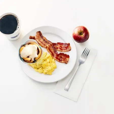 Holiday Inn Express & Suites DES MOINES DOWNTOWN by IHG