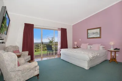 Eagle Heights Mountain Resort Hotels in Wongawallan