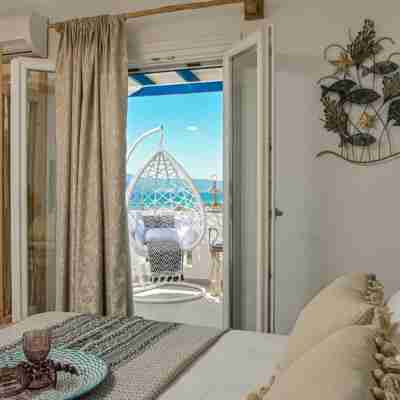 Alykes Studios & Suites Rooms