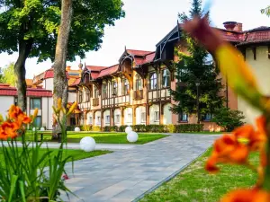 Popular Four-Star Hotels in Ostroda County