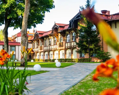 Hotel Anders w Starych Jabłonkach Hotele w: Ostróda