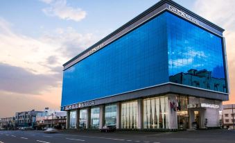 Golden Dream Hotel