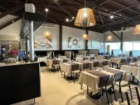 Howard Johnson Marinas & Resort Hotels in San Pedro