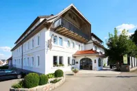 Flair Hotel Grüner Baum Отели рядом со станцией Donaueschingen Aufen
