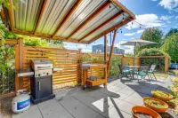 Seattle Garden Retreat Walk to Water and Shops! Hotels in ballard
