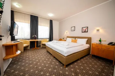 Hotel am Park Bad Driburg Bilster Berg Drive Resort附近的飯店