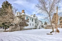 2nd-Floor Dillon Apt - Near University and Fishing! Hotels in Dillon