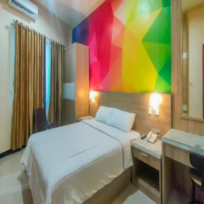 Urbanview Anelia Guest House Syariah Các khách sạn gần Dewa Koki