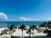 Hotel Royal Blue & Golf Cart Rental