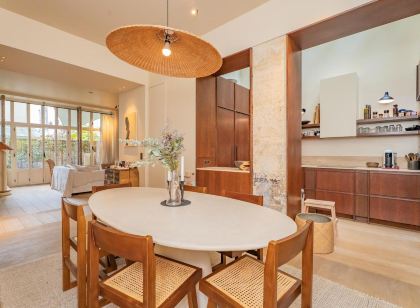Elegant Triplex with Terrace & AC - Perfect for 6 Guests