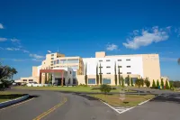 Ramada by Wyndham Furnaspark Отели в г. 