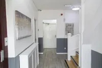 Hills View Apartments