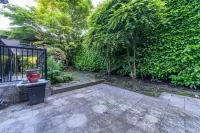 Premium 2BR Shaughnessy Home Near DT&Airport - เปิดใหม่