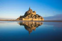 Appart Hôtel de la Baie Hotels in Dragey-Ronthon