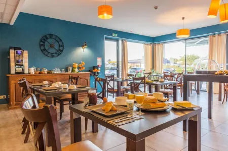 Logis le Cadusia Отели в г. Ле-Рисе