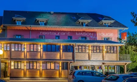 La Maison Rouge Отели в г. Сен-Пьер-д'Альбиньи