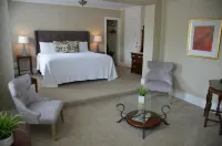 Maplewood Hotel