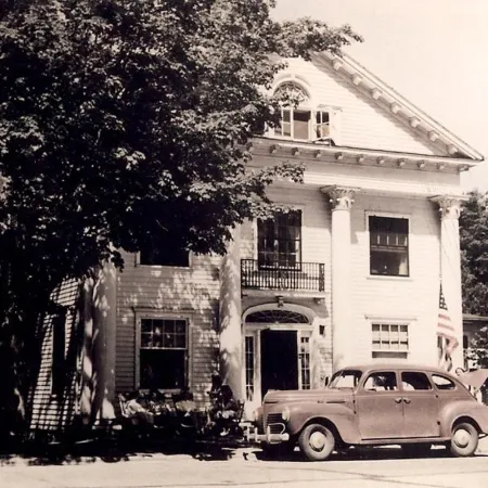 Maplewood Hotel