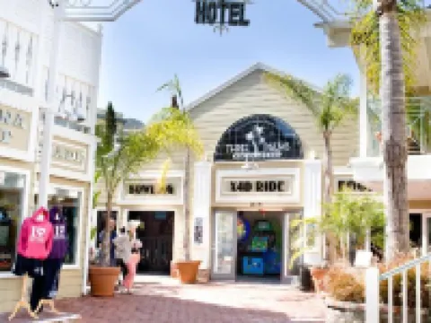 Hotel Metropole Hotels in Avalon