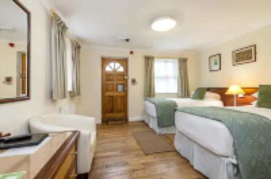 井民宿 馬爾堡酒店