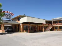 Esquire Inn فنادق في إلكو