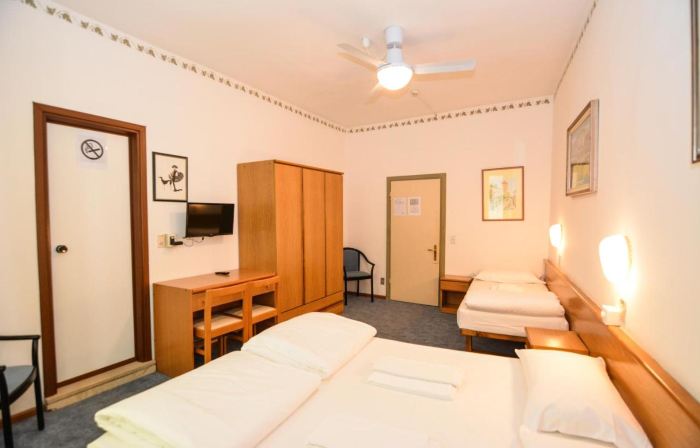 Hotel Modena Old Town