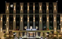 Hotel Golden Palace - parking