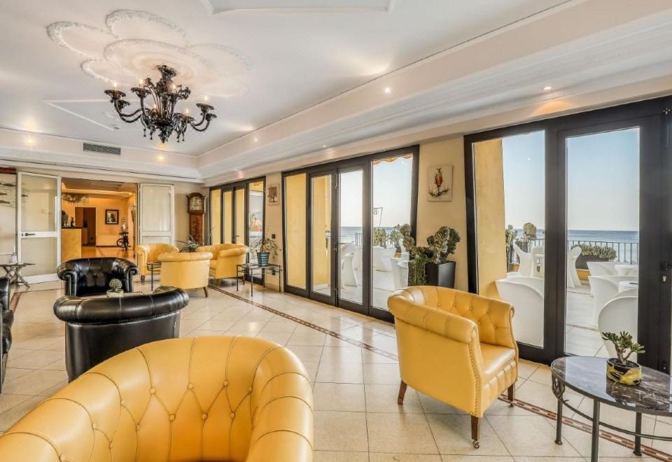 알바트로스 호텔 전망 또는 객실