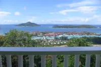 Eden Panoramic Hotels in Cerf Island
