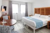 Hotel Residence les Medes فنادق في هييريس
