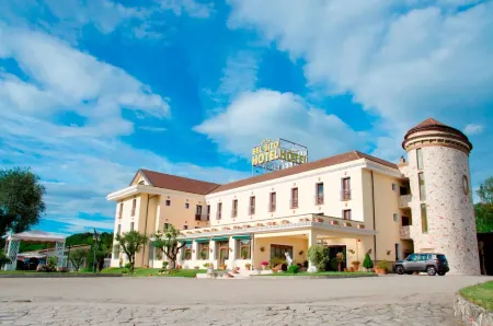 Bel Sito Hotel Due Torri Отели в г. Mercogliano