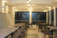 Ivory Park Hotel - Safari Waterworld - Breakfast