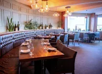 Qualicum Beach Ocean Suites