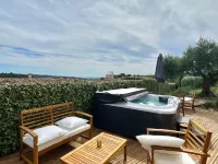 Chambre d'hôtes Avec Jacuzzi Ventoux Cocoon Hotels in Bedoin