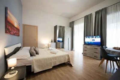 Home Joséphine, a Due Passi Dalla Reggia فنادق في San Marco Evangelista