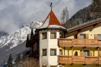 Flos Hotel Hotels in Bellamonte