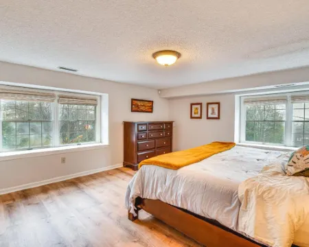 Montclair Vacation Rental ~ 7 Mi to Newark! Hotéis em Montclair