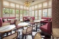 The Saints Hotel Hotels in Гертоґенбос
