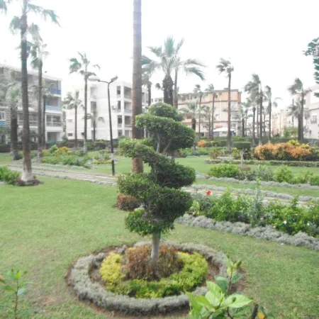 Maamoura Armed Forces Apartments Отели рядом с достопримечательностью «Пляж Мамура»